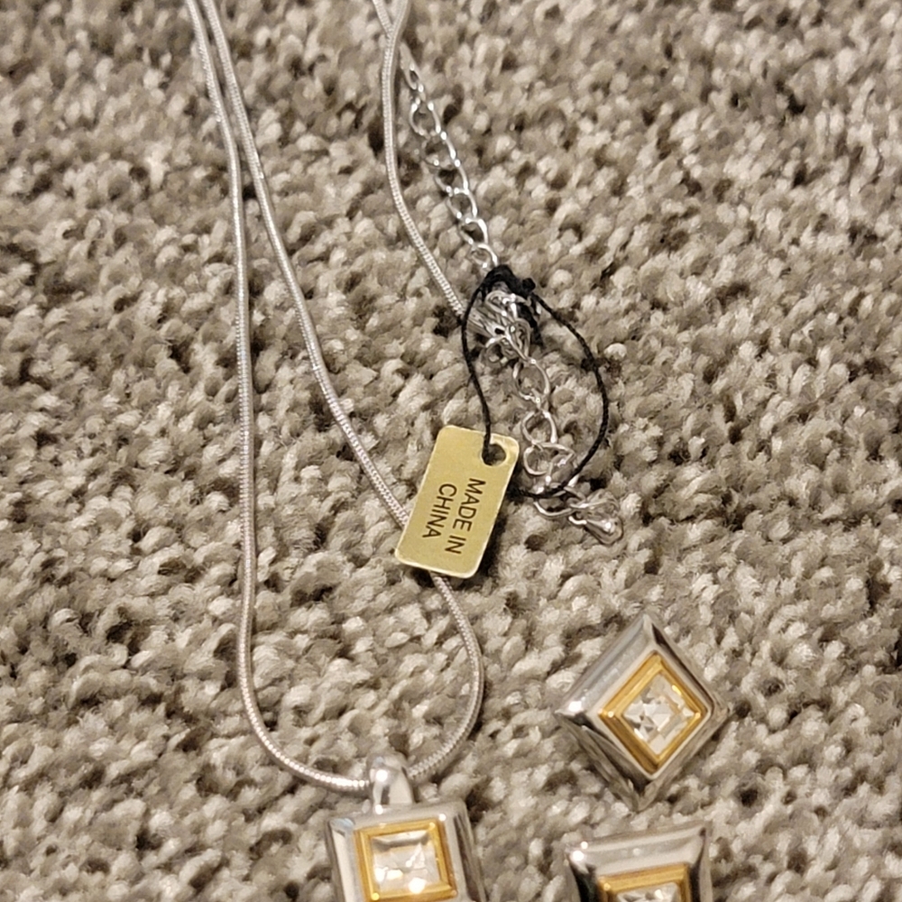 SOLD - Picture 4 of 6